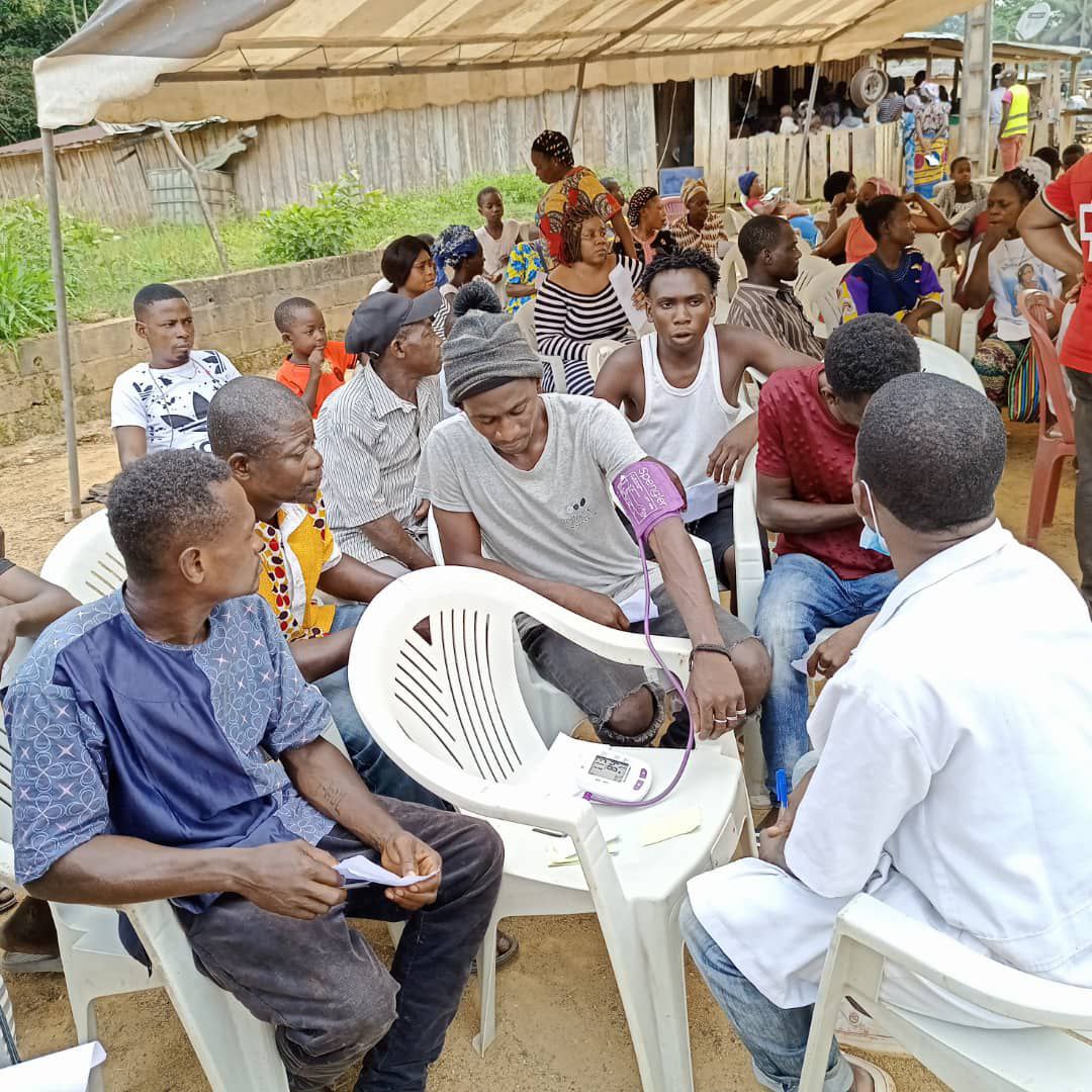 Caravanes médicales itinérantes à Ndangui et Popa